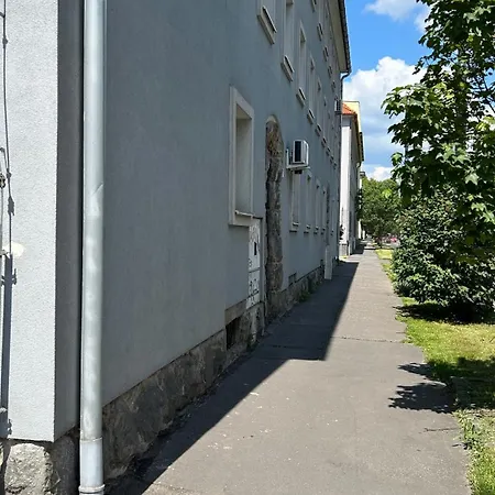 Milet Style And Spacy 2 With Ac In Nivy * Bratislava