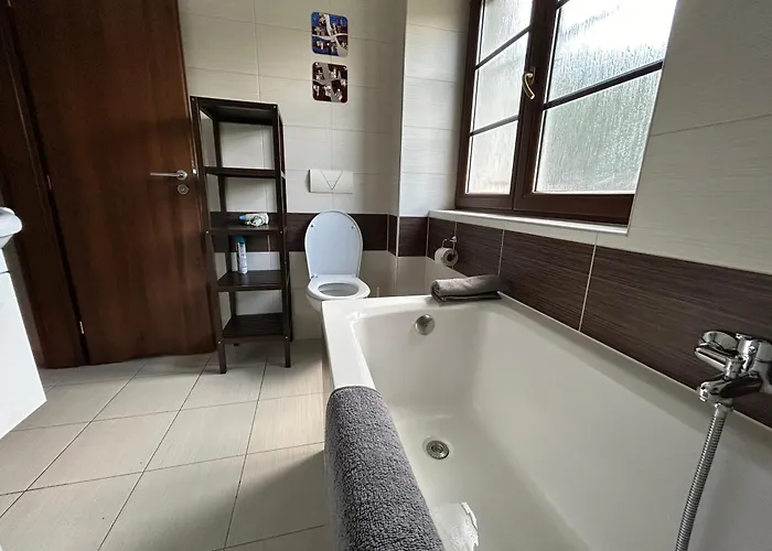 Milet Style And Spacy 2 With Ac In Nivy Apartmán Bratislava