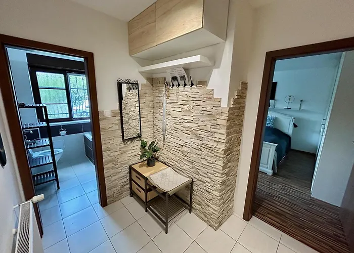 Milet Style And Spacy 2 With Ac In Nivy Apartmán Bratislava