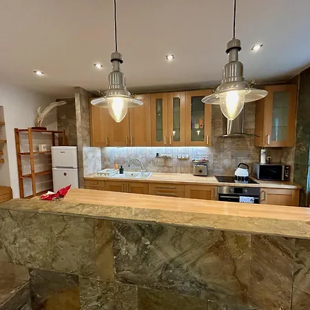 Milet Style And Spacy 2 With Ac In Nivy Apartman Pozsony